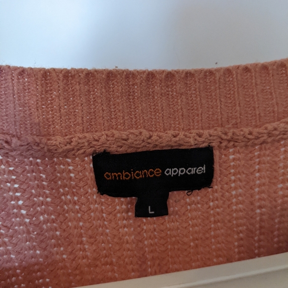 Pink knit sweater - Picture 2 of 2